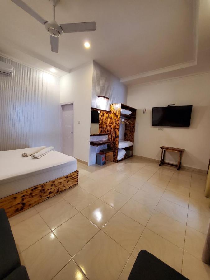 Hotel Sun & Surf Thulusdhoo Exterior foto