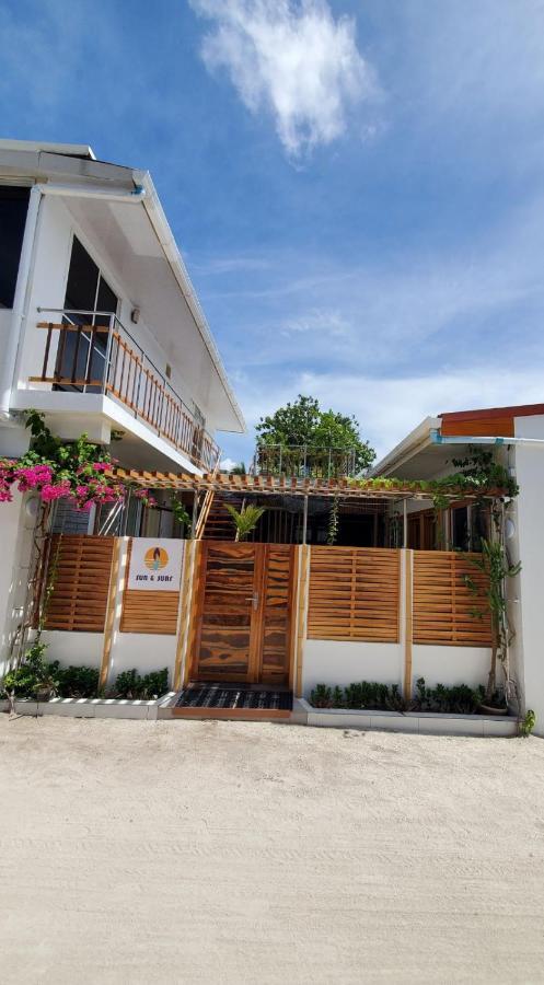 Hotel Sun & Surf Thulusdhoo Exterior foto